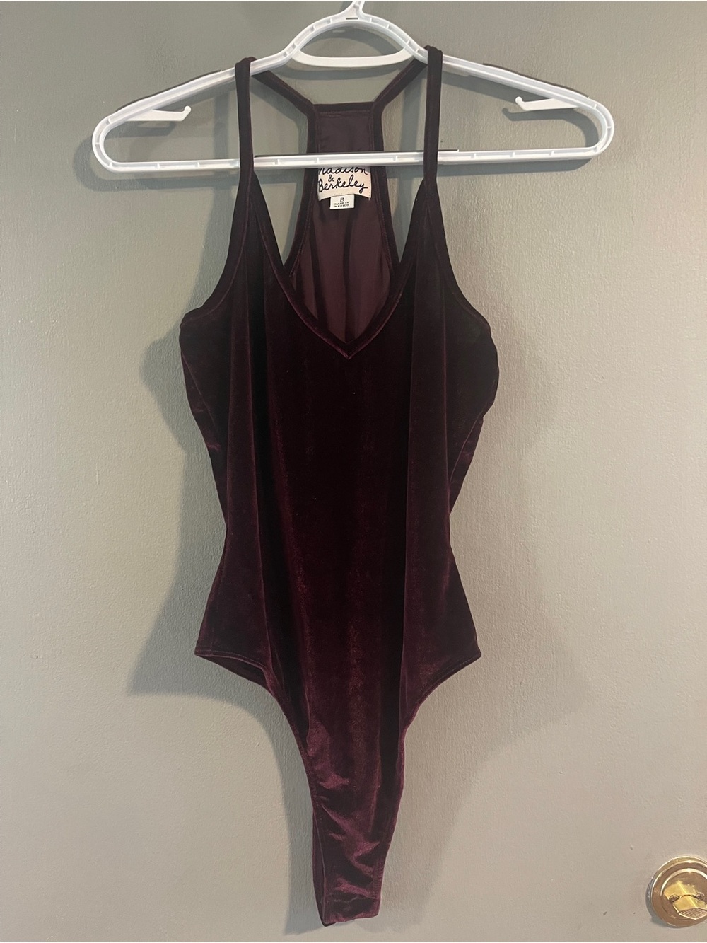 Madison & Berkeley stretch velvet bodysuit size small